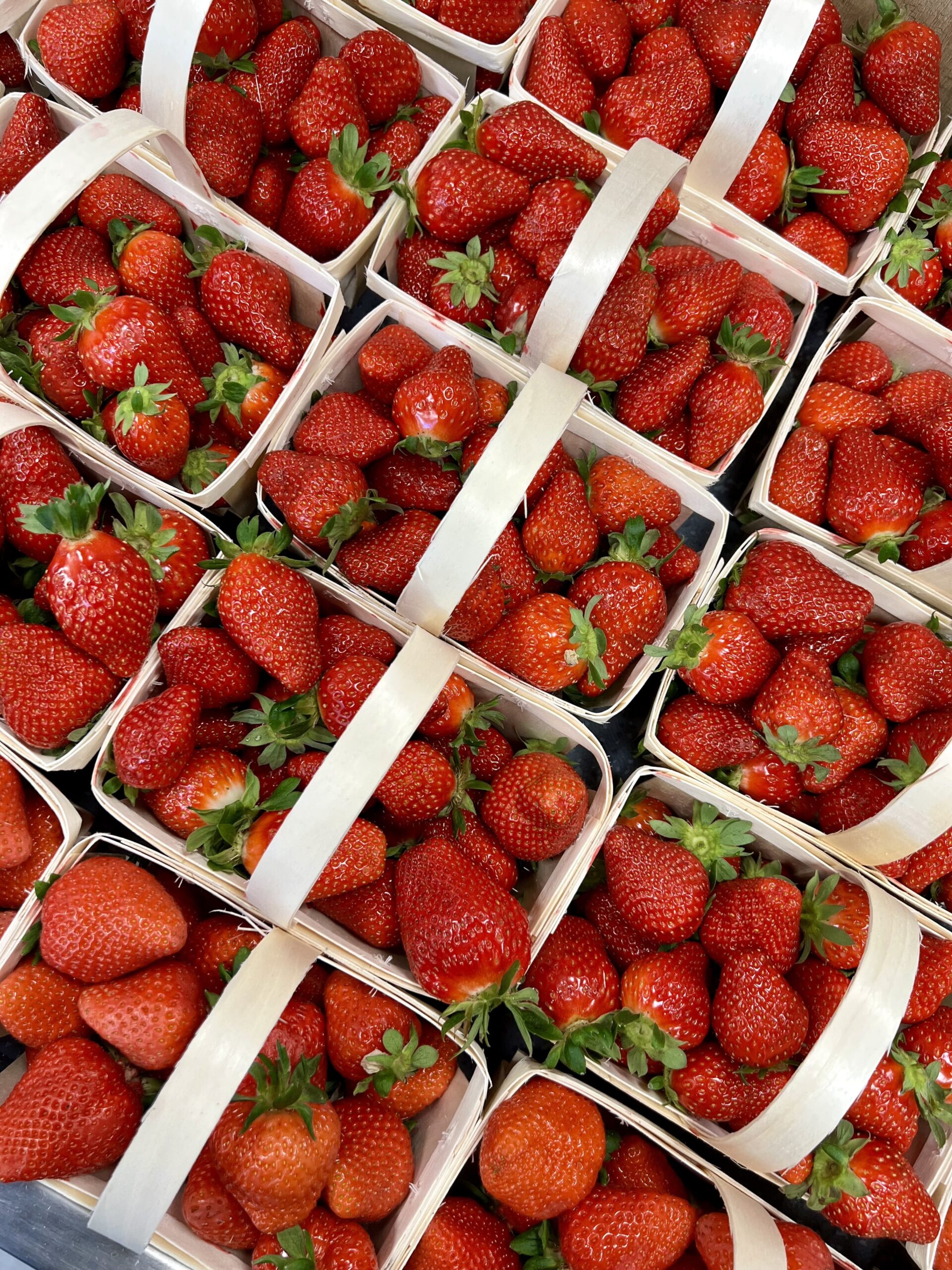 Le printemps s’invite sur nos étals 🌱🍓